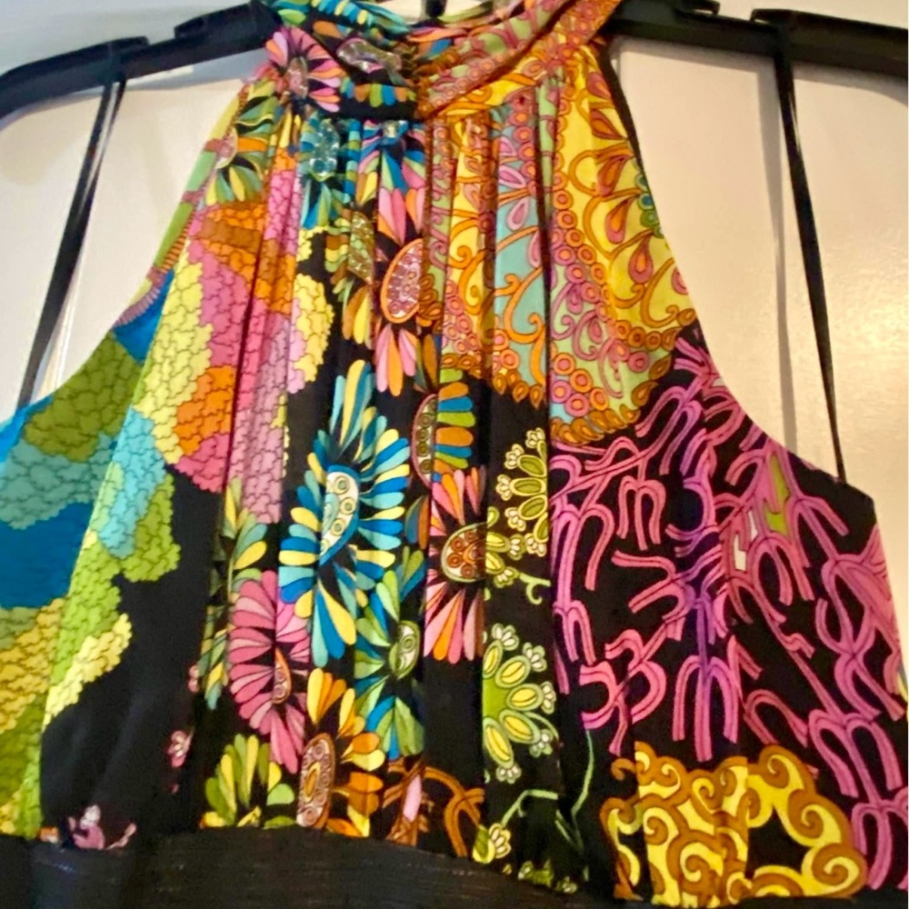 Colorful Patterned Dress - Picture 2 of 3